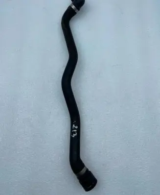 Mercedes-Benz E W213 Engine coolant pipe/hose A2135015900 CT157153 KKK667065A1P2