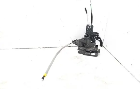 Mercedes-Benz C W205 Front door lock A0997202300