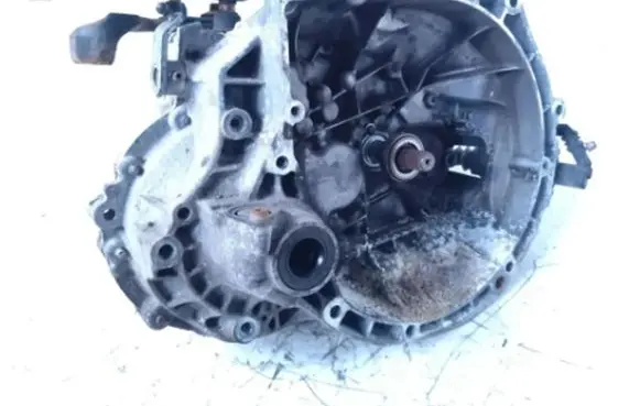 Peugeot 207 Manual 5 speed gearbox 