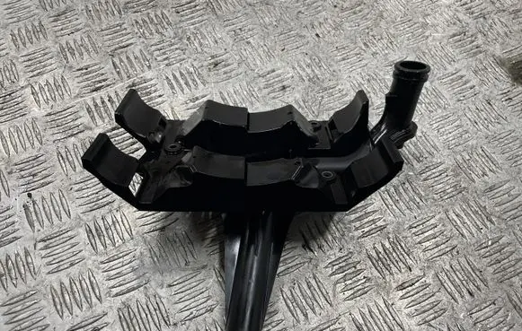 Mercedes-Benz C W205 Oil sump strainer pipe A6511804951