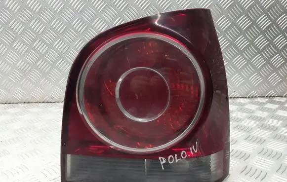 Volkswagen Polo IV 9N3 Rear/tail lights 965348