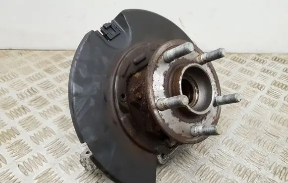 Rear wheel hub spindle/knuckle