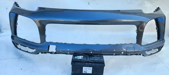Porsche Cayenne (9Y0 9Y3) Front bumper 9Y0807221B