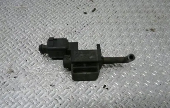 Seat Altea XL Turbo solenoid valve 037906283c