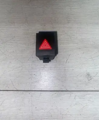 Volkswagen Polo Hazard light switch 6Q0953235A 16003
