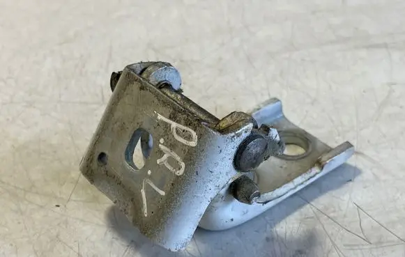 Peugeot Expert Front door upper hinge 