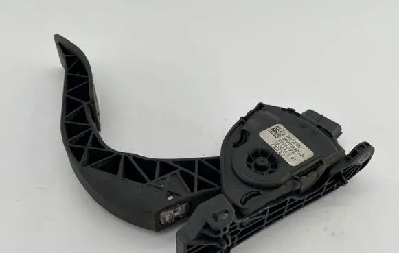 Audi A4 S4 B8 8K Accelerator throttle pedal 8K1723523 6PV00950501 07082008