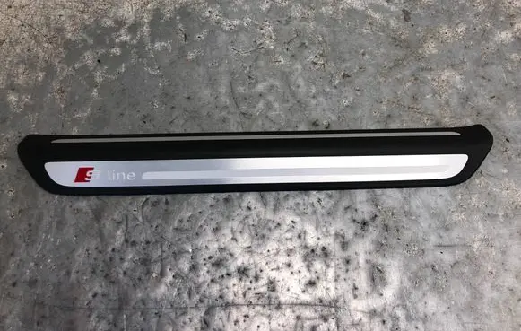 Audi Q3 8U Front sill trim cover 8U0853374B
