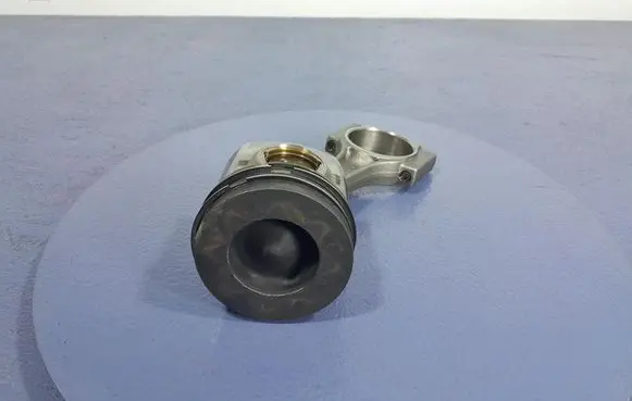 BMW 7 G11 G12 Piston 
