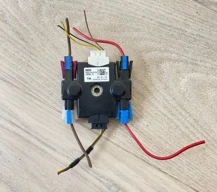 BMW 3 F30 F35 F31 Antenna control unit 10859410 KK923151802
