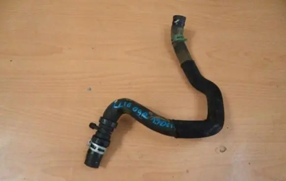 Renault Laguna III Engine coolant pipe/hose
