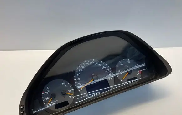 Mercedes-Benz E W210 Speedometer (instrument cluster) A2105400311 2105400311