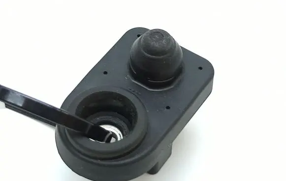 Nissan Navara D23 Rear door sensor 034C