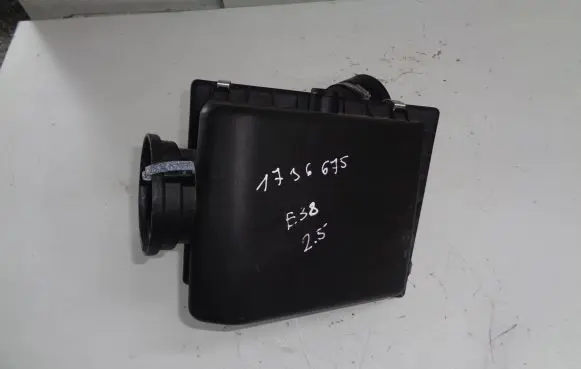 BMW 7 E38 Air filter box cover 1736675