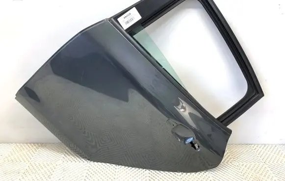 Peugeot 208 I Rear door 