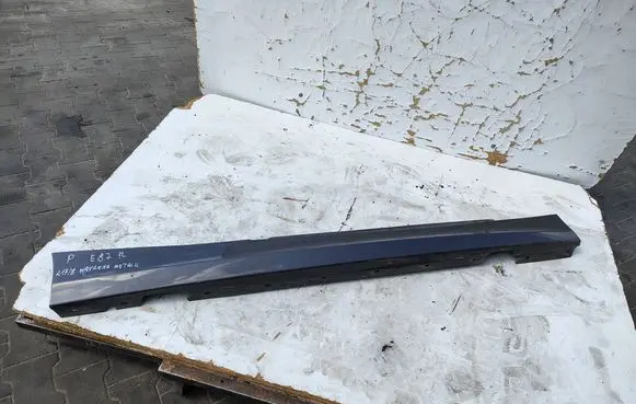 BMW 1 E81 E87 Foot area side trim 