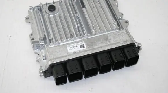BMW X3 G01 Engine control unit/module 5A57784
