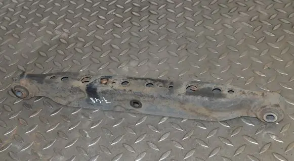 Nissan X-Trail T32 Rear upper control arm/wishbone