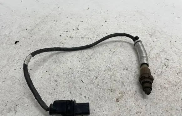BMW 5 G30 G31 Lambda probe sensor 8659971 0258037010