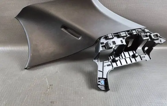 Peugeot 208 II (D)pillar trim (top) 98233024ZD