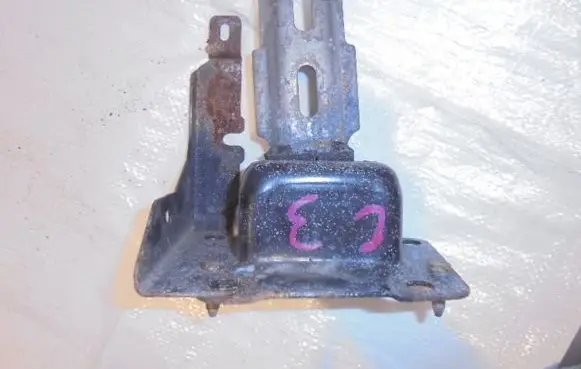 Citroen C3 Gearbox mounting bracket 9650585180