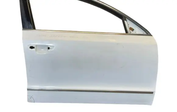 Skoda Superb B6 (3T) Front door 3T0868396A