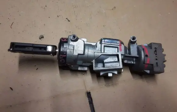 Ford Focus Ignition lock