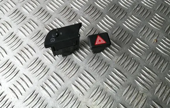 Audi A4 S4 B6 8E 8H Hazard light switch 8E0941509 8E1919094B