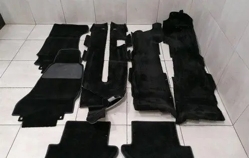 Aston Martin V8 Rear storage box compartment pad/mat 6G3313141ACW