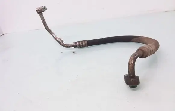 Land Rover Freelander Air conditioning (A/C) pipe/hose F000140
