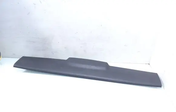 BMW 1 E81 E87 Tailgate/trunk upper cover trim 7060635