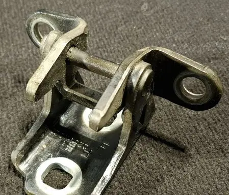 Saab 9-3 Ver1 Front door upper hinge F2D05