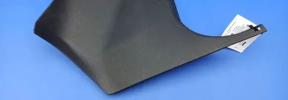 Foot area side trim