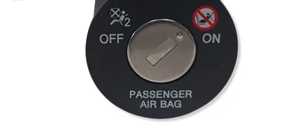Hyundai ix20 Passenger airbag on/off switch 