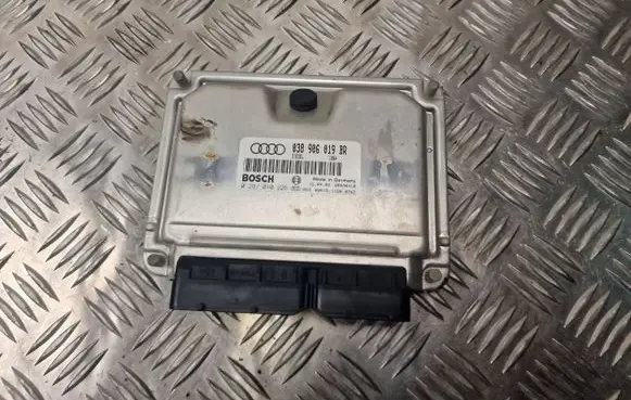 Audi A4 S4 B5 8D Engine control unit/module 038906019BR