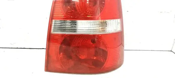 Volkswagen Touran I Rear/tail lights 1T0945112E 1T0945096C 1T0945258D