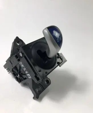 Toyota Auris E180 Gear shifter/selector 75C583