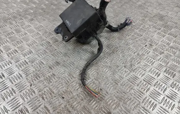 Suzuki Grand Vitara II Fuse box set 8942YA1