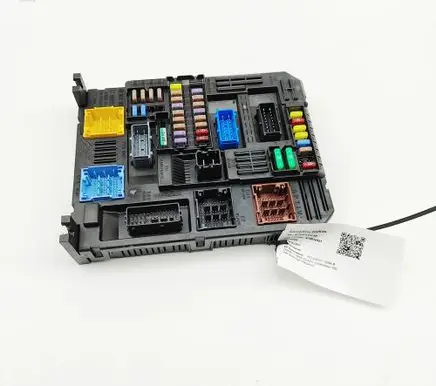 Peugeot 2008 II Fuse module 9855665080
