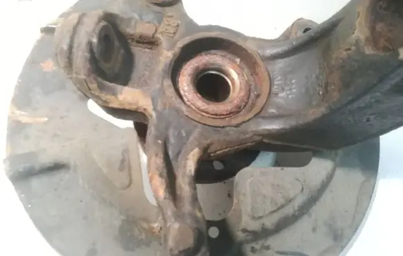 Volvo V70 Front wheel hub