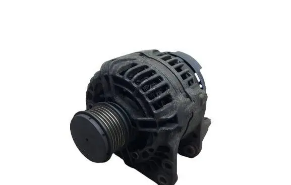Volkswagen Golf IV Generator/alternator 038903023L