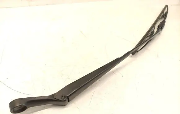 Volkswagen PASSAT B5 Front wiper blade arm 3B1955410