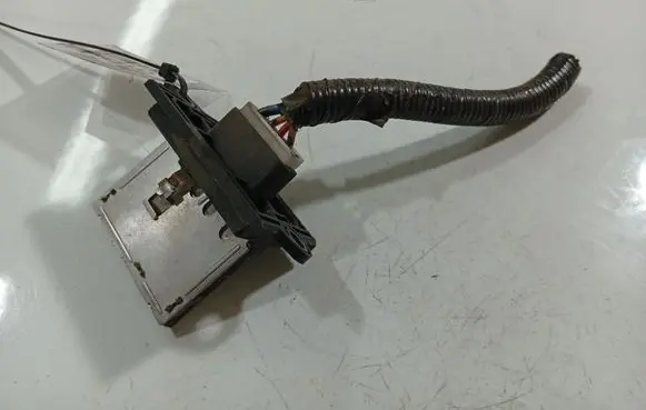 Nissan Tiida C11 Heater blower motor/fan resistor 
