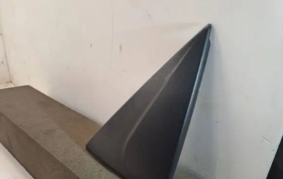 Dacia Sandero III Tailgate trim 960336973R