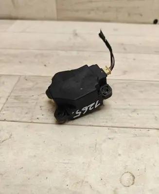 Volvo V50 Air flap motor/actuator 4N5H19E616