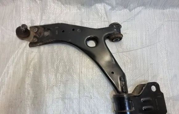 Ford C-MAX II Front control arm BV61-3A262-AAA