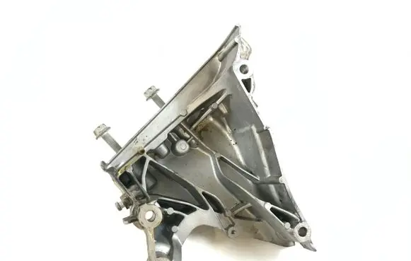 Audi A3 S3 8V Engine mounting bracket 05E199275G