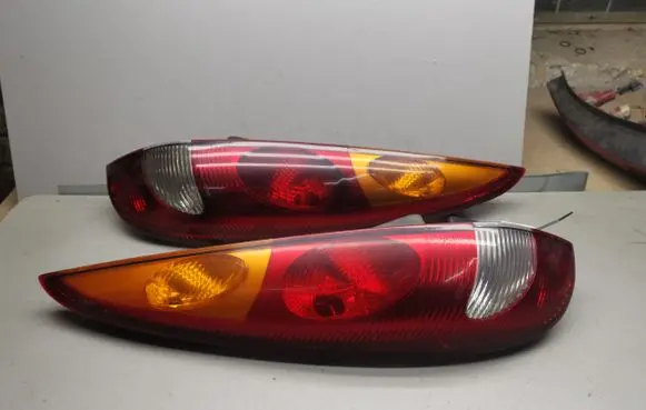 Nissan Almera Tino Rear/tail lights set 