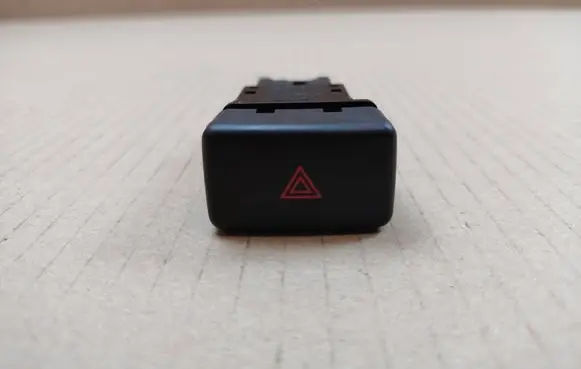 Nissan Navara D22 Hazard light switch 06016