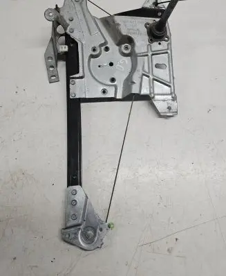 Audi A4 S4 B5 8D Rear door manual window regulator 8D0839400A
